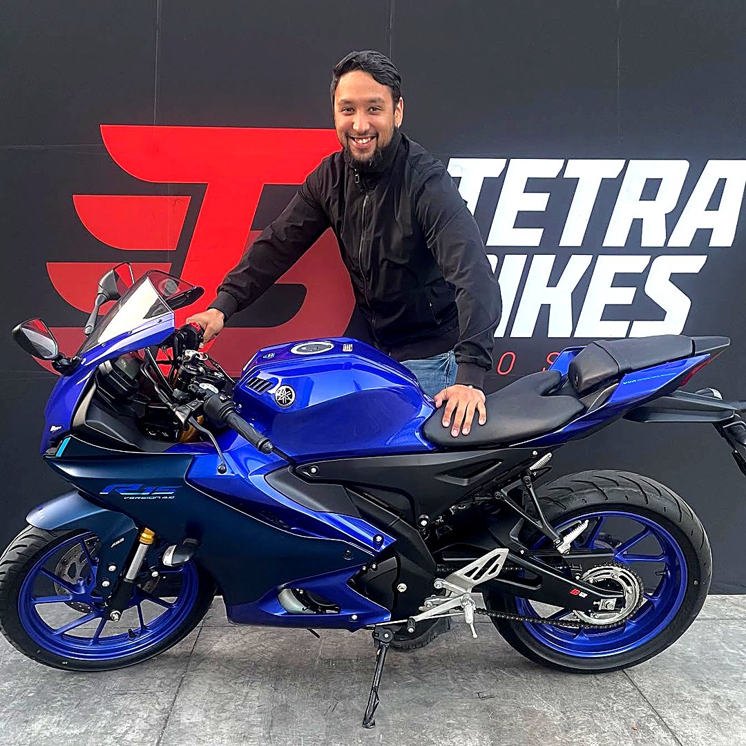 Cliente de Tetra Bikes con su Honda CB500F · 2024